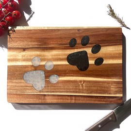 SSHIYEEY Acacia Wood Cutting Board for Kitchen Meal Prep – Paw Shaped Epoxy Resin Charcuterie Boards & Cheese Serving Platter for Pet Lover – Durable & Beautiful Gift 15x10 Inch