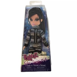 Bratz Very RARE Bratz Doll Fashion Pack Outfit NEW Black & White Snow Suit & Boots