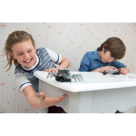 4M Tischroboter - Wissenschafts- und Technik-Bausatz für Kinder ab 8 Jahren - Baut euren eigenen Tischroboter - Atemberaubende Stunts und Sicherheitstechnik