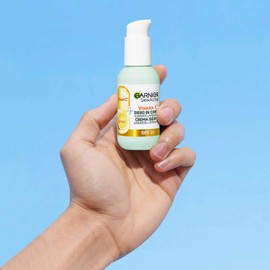 Garnier SkinActive Vitamin C Face Serum in Cream 2in1 Illuminating and Anti-Blemish SPF 25 for Dull Uneven Skin Formula with Vitamin C and Citrus Extract - 3 Bottles of 50ml