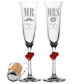 4you Design Set of 2 Champagne Flutes with Red Hearts - Mr and Mrs Motif - Engraved Name and Date - Great Champagne Flutes for Anniversary or Engagement