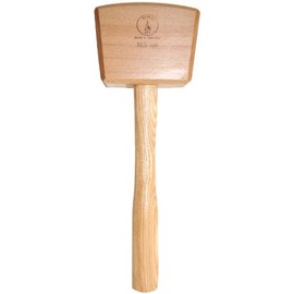 Ulmia 300-1 Holzhammer / Schreinerklüpfel 300-1 ~ Schlagkopf aus bestem, gedämpftem Rotbuchenholz, alle Kanten mit gefräster Faste, Stiel aus Eschenholz, eingeleimt und verkeilt ~ Schlagkopf: 105 x 65 x 80