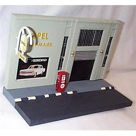 Norev This Nostalgic Opel Garage diorama accessory is green vehicle 1:43 scale diecast model