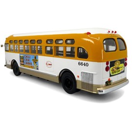 TDH 3610 Los Angeles Transit Lines Bus Indiana & Olympic RTD Southern California Rapid Transit District 1/43 Diecast Model Iconic Replicas 43-0352