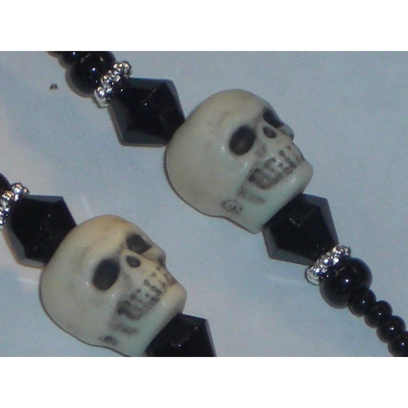 Beaded Eyeglass Chain Skulls Black Glass Seed Beads 28 inches
