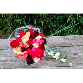 The Original Wooden Rose Deluxe Red Passion Themed Bouquet. Featuring Closed and Half Open Bud Roses (3 Dozen)