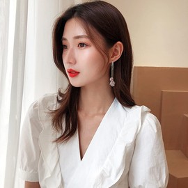 Rockyu Earrings, Women's, Popular, Swaying, Zirconia, 925 Silver, Diamond Earrings, Sparkle, Cute, Flower, Stand Earrings, Small Face Effect, Birthday Gift, Popular Gift, Sterling Silver, Cubic