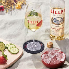 Lillet Aperol Gift, Pack of 12 Felt Coasters with Lillet Sayings, 6 Pieces 20 cm Lillet Glass Straw, Drinks Coasters, Lillet, Gift Idea for Lillet Lovers, Women, Men, Friends