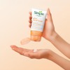 Simple Protect 'N' Glow Express Glow - Esmalte exfoliante para