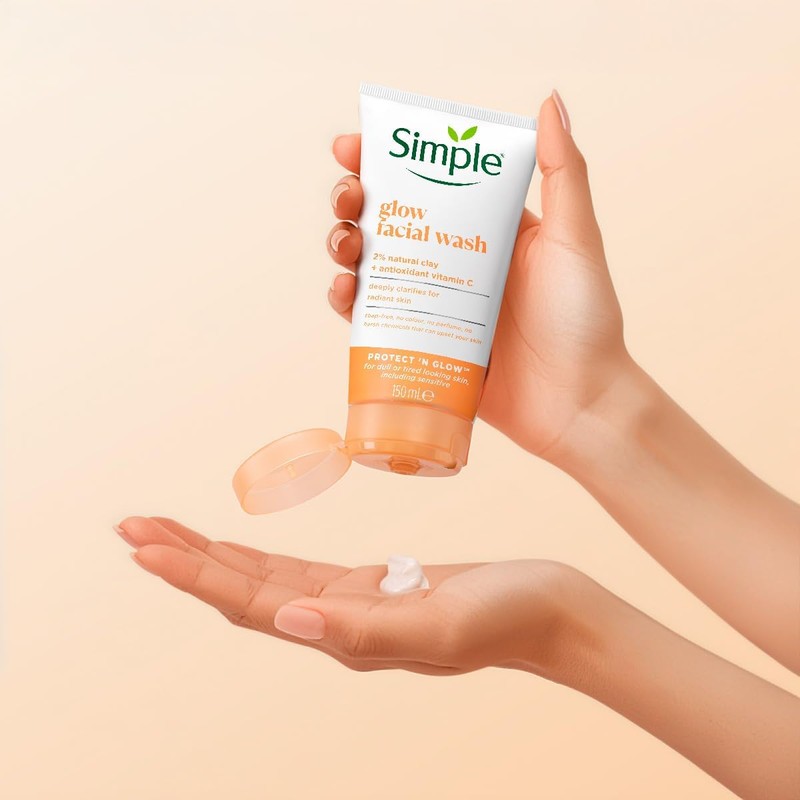 Simple Protect 'N' Glow Express Glow - Esmalte exfoliante para