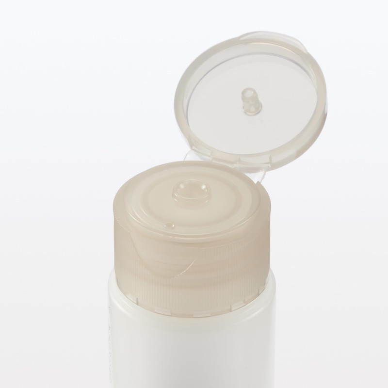 MUJI 83483272 Moisturizing Milk for Sensitive Skin, Deep Moisture, Portable,