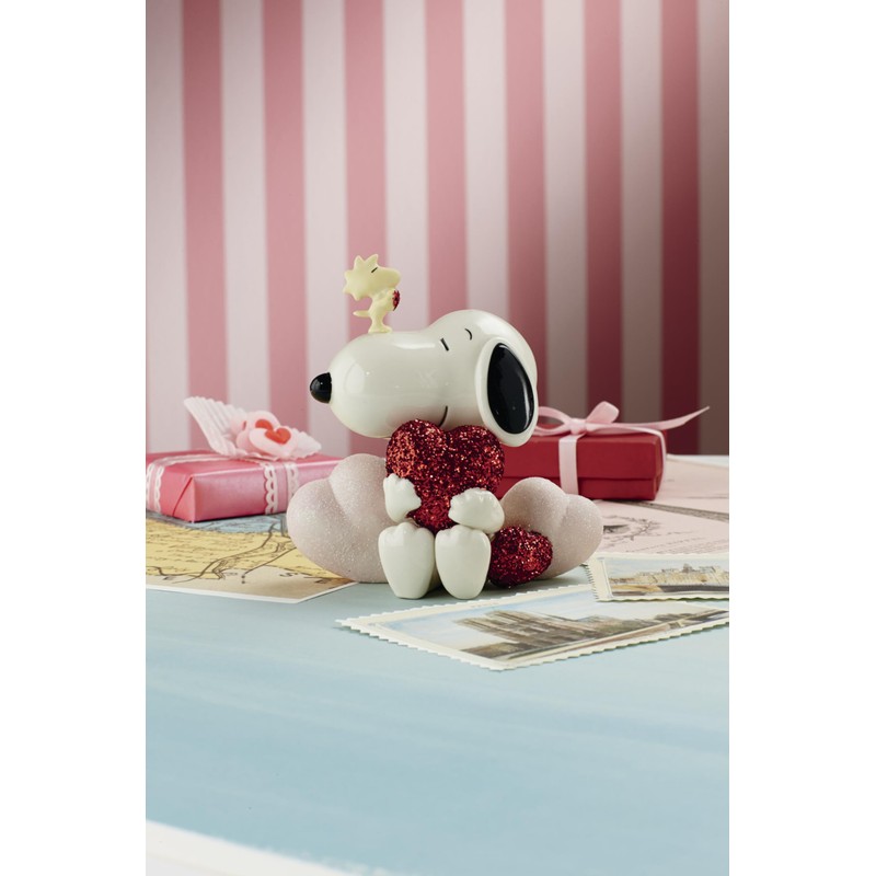 Lenox 846712 Snoopys Love Figurine by Lenox