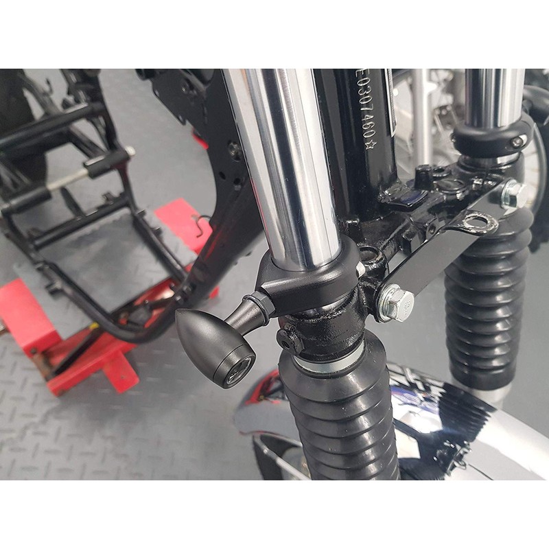 1 Pair Motorcycle Universal Indicator Fork Clamps in Black 46-47mm