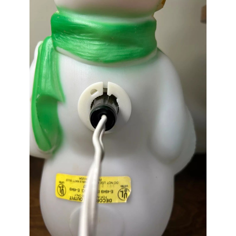 Unbranded Replacement LIGHT BULB CORD CLIP Blow Mold General Foam
