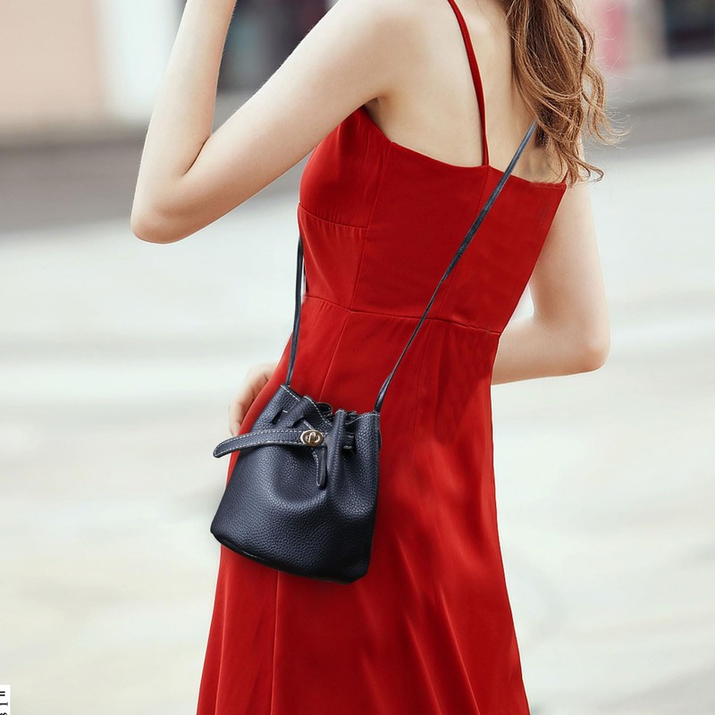 MultiValue Women's Shoulder Bag, Lightweight Leather Bag, Women's Shrink Bag
