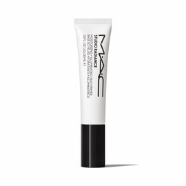 MAC 갤러리아 스튜디오 래디언스 모이스처라이징 + 일루미네이팅 실키 프라이 Galleria Studio Radiance Moisturizing + Illuminating Silky Pry