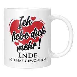 TassenTicker - Tasse mit Spruch - Ich liebe dich mehr - Geschenk für die Freundin, Freund - Valentinstag - Jahrestag - Weihnachten - Ehe (Weiss)