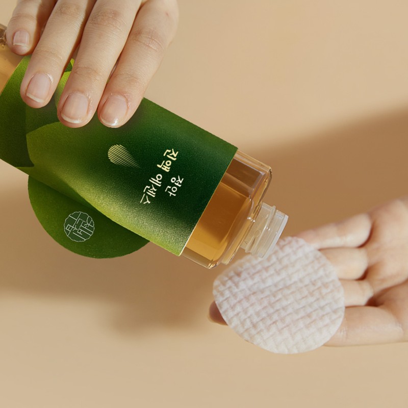 천비누솝 Calm Egg Skin Essence