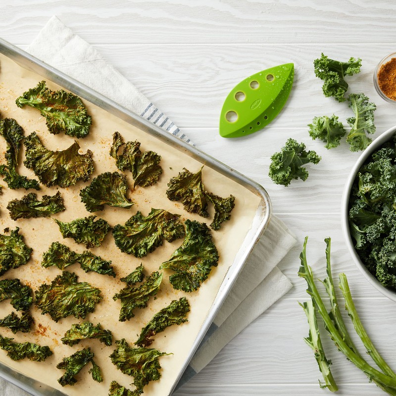 Chef'n LooseLeaf Kale and Herb Stripping Tool with Herb Chopper,