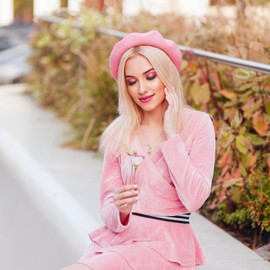 AWOCAN Beret Hat French Beret Hat Classic Fashion Beanie Cap for Men and Women Artist Hat Solid Color Soft (AU, Alpha, Medium, Large, Pink)