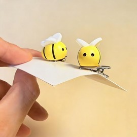 4pcs Spring Cute Bee Hair Clips - Cartoon Little Fat Bee Cute Claw Clips Soft Non-Slip Small Bangs Claw Clips, Yellow Bee Mini Hair Clips Accessories for Women Decoration