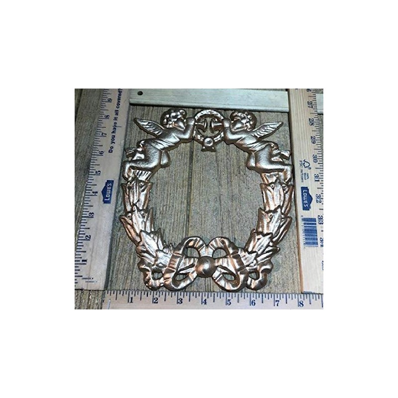 Cast Iron Gold Victorian Angel Cherub Wreath 9" Tall Peep