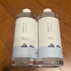 Round Lab 1025 Dokdo Cleansing Water 1+1 Special (400ml+400ml) / 라운드랩 1025 독도 클렌징 워터 1+1 기획 (400ml+400ml)