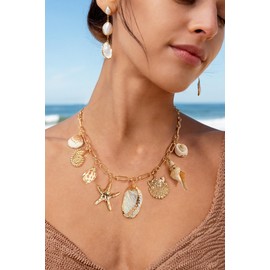 WOWORAMA Chunky Shell Charm Necklace for Women Big Gold Conch Shell Starfish Necklace Boho Large Ocean Seashell Necklaces Mermaid Summer Beach Jewelry