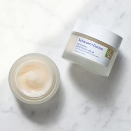 SchwanenGarten Moisture Cream, 1.7 fl oz (50 ml), South Korea, Natural, Vegan Cosmetics, Antioxidant, Moisturizing