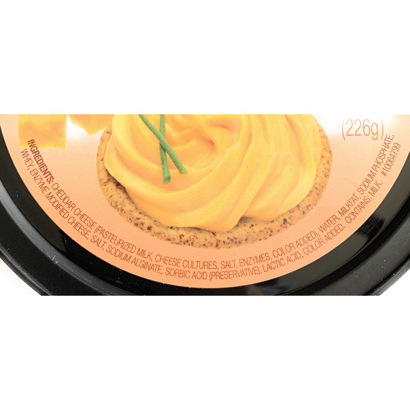 Glacier Ridge Farms Aged Cheddar Gourmet Spreadable Cheese 8oz (One