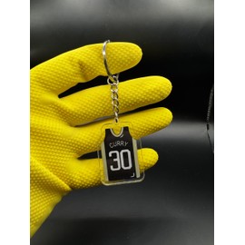 Stephen Curry Keychain – #30 Mini Jersey Basketball Collectible – Steph “Chef” Gift for Fans – Splash Brother Accessory for Bags & Keys