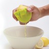 Hutzler Citrus Squeezer, lime green