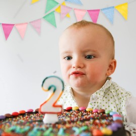 60 Pcs Bunting,Festival Flags,Birthday Bunting,68 Feet Banner, Multicolor Outdoor Waterproof Triangle Flags Imitated Linen Burlap Bunting Supply for Wedding Birthday Party Home Festival Decoration