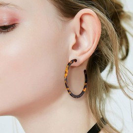 ALEXY Women’s Mottled Hoop Earrings Bohemia Acrylic Resin Hoops Stud Earrings (B: 3 Tortoiseshell Small)