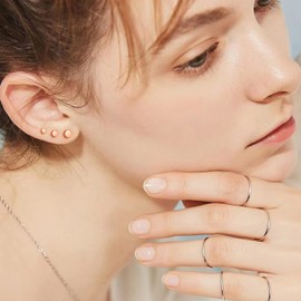 Loutade Silver Women's Stud Earrings, 3 Pairs 925 Sterling Silver Round Flat Stud Earrings Set, 4/5/6 mm Small Disc Stud Earrings for Sensitive Ears, Unisex Cartilage Tragus Helix Stud Earrings,