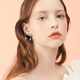 JeanBeau Gold Bow Dangle Drop Tassel Earrings for Women Statement Ribbon Bowknot Long Pearl Chain Fringe Earing Dangling Holiday Prom Wedding Fashion Jewelry Gift