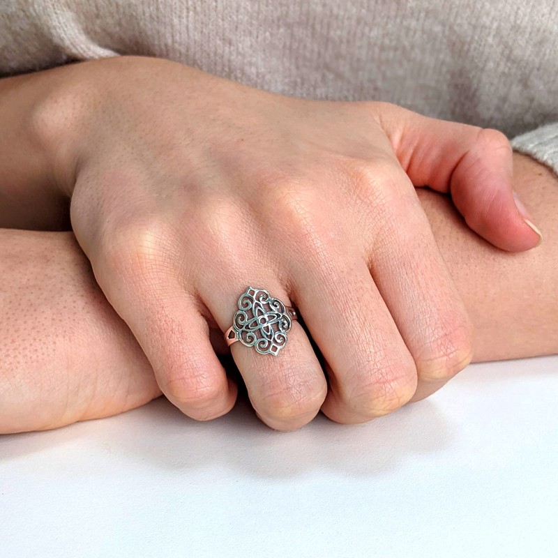 Silverly Women's .925 Sterling Silver Celtic Diamond Shaped Swirl Pattern