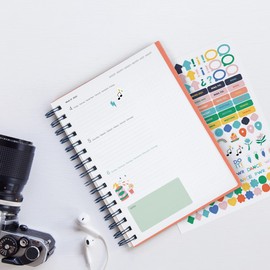 Miquelrius - Küoz 2023 Year Diary – Week to View – Size 155 x 213 mm (approx. A5) – Hard Cover – Spiral Bound – Multilingual – Let's Go