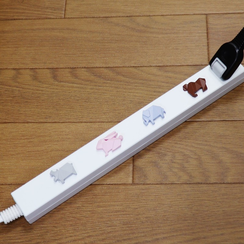エレコム コンセントキャップ カバー ホコリ防止 いたずらによる感電防止 引っ張っても簡単に抜けない安全設計 ゾウ ブルー T-CAPKAKU1