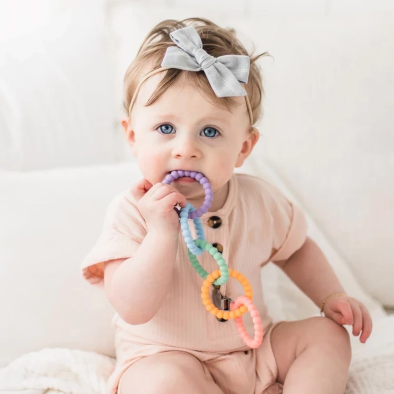 Ryan & Rose Baby Neutral CUTIE CLINKS Teether & Clip