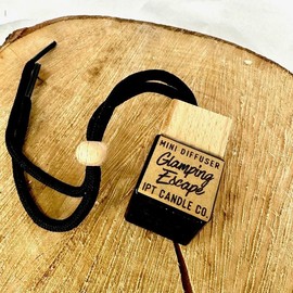 Mini Diffuser - Vessel Type: Black Square Mini Diffuser, Scent: Moonlit Meadow