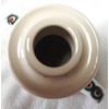 Dekorativer Kerzenhalter aus Keramik, traditionelles Design mit weißen und blauen