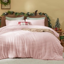Bedsure Fluffy Comforter Set Queen - Super Soft Faux Fur Bed Set Pink, All Seasons Warm Plush Fleece Bedding, 3 Pieces, 1 Shaggy Fuzzy Queen Size Comforter with 2 Pillowcases