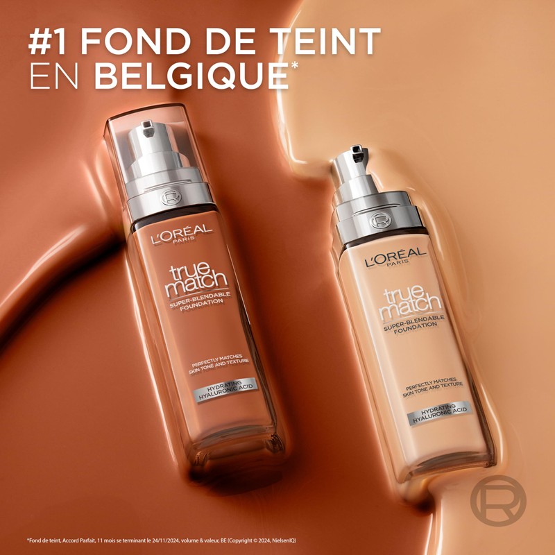 L'Oréal Paris Make up, liquid foundation with hyaluronic and aloe