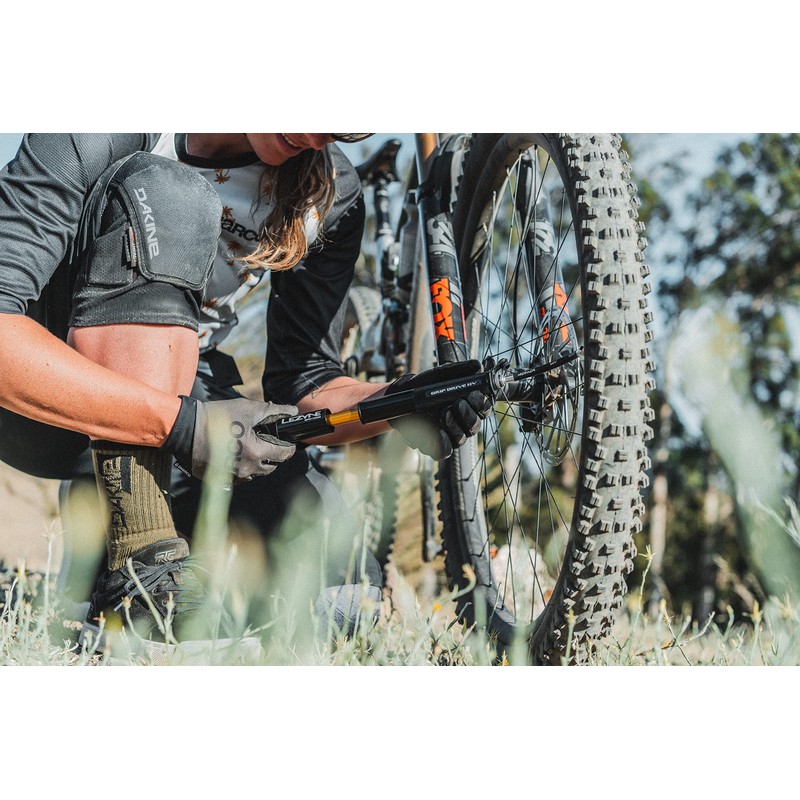 Lezyne Mini Pump Grip Drive HV, S 185 mm, Black