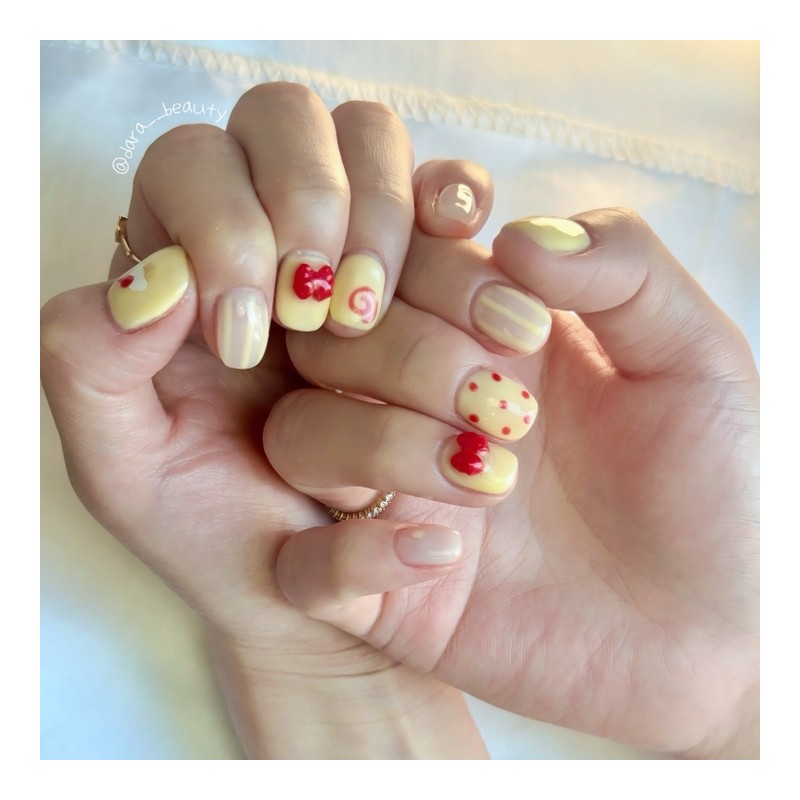 Dara Beauty April 2025 Art of the MonthYellow Nail❣ -