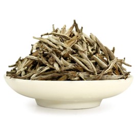 Chinese Herbal Tea Silver Needle White Tea New Scented Tea Green Tea Health Care Flowers Tea Top-Grade Healthy Green Food (50g)