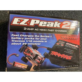 TRAXXAS RC EZ-Peak  2 Amp AC NiMH Fast Battery Charger 2932 New In Box