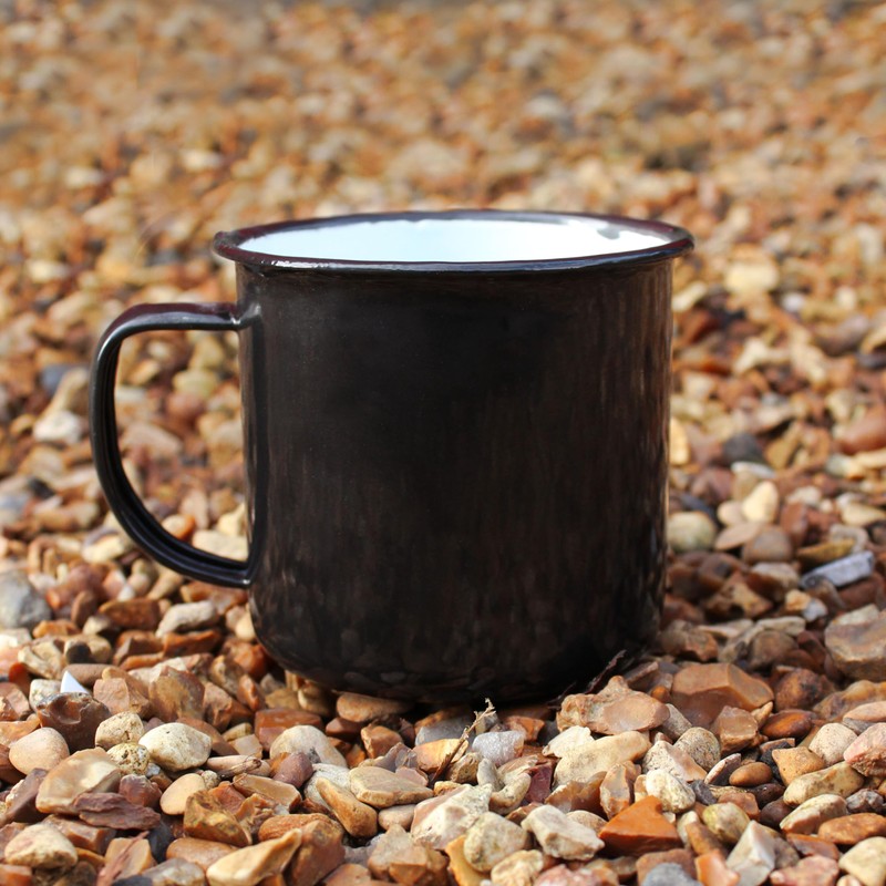 eBuyGB Set of 2 380ml Coloured Enamel Mugs Retro Outdoor