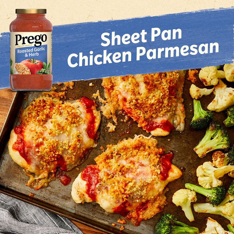 Prego Pasta Sauce, Italian Tomato Sauce with Roasted Garlic &